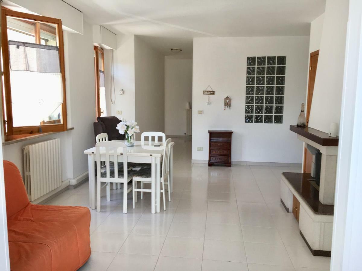 La Casa Di Lory Leilighet Falconara Marittima Eksteriør bilde